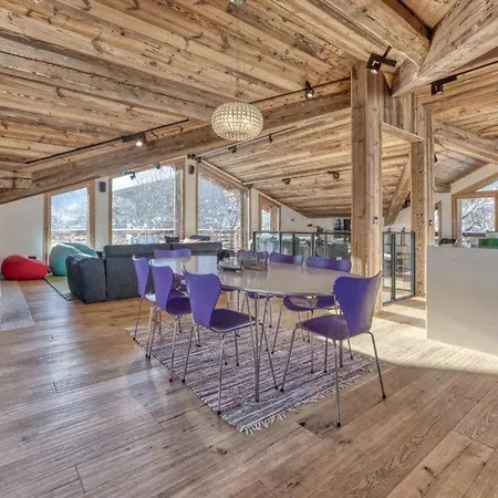 6br Chalet In Planards - What'app - 0034-635-520-036 - For Reservations!! Villa