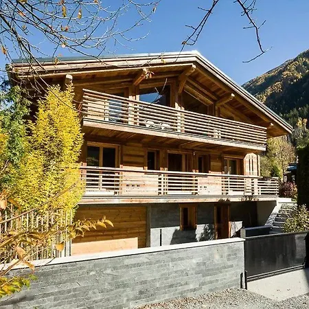 Villa 6br Chalet In Planards - What'app - 0034-635-520-036 - For Reservations!! Chamonix
